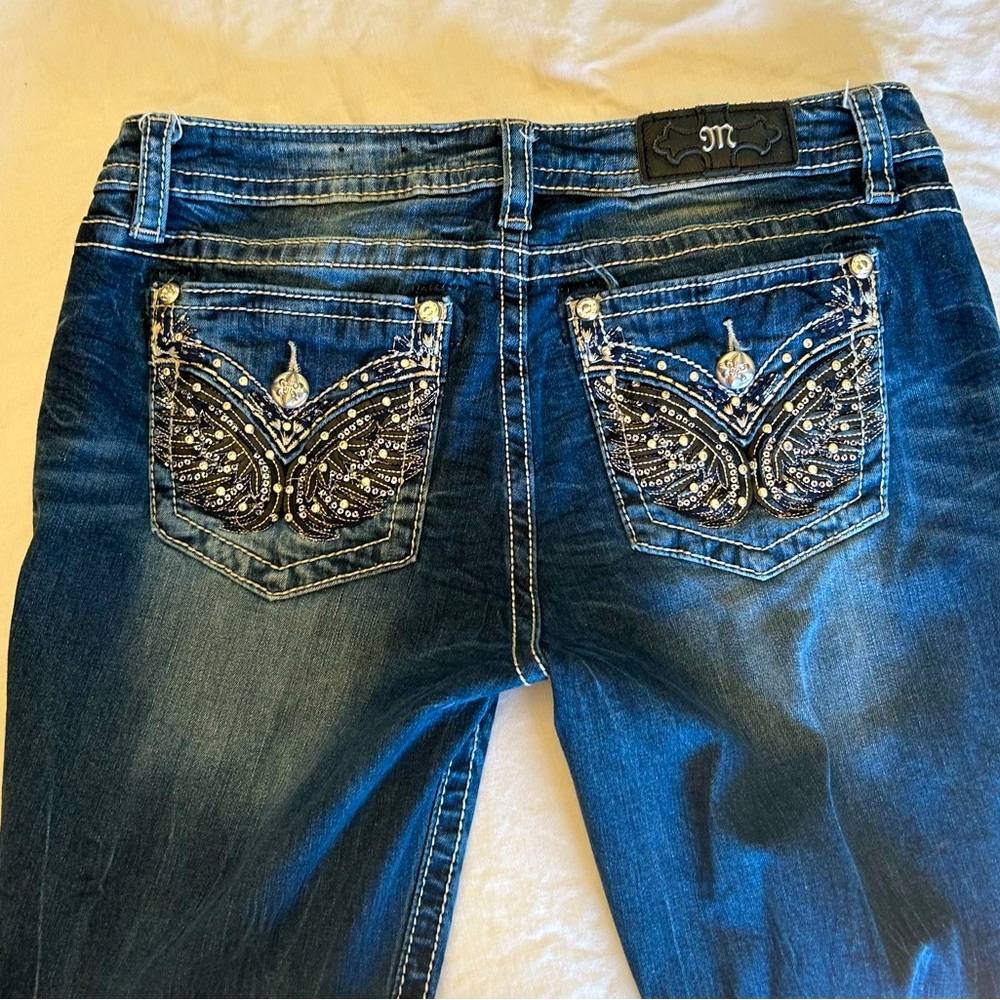 Miss Me standard boot cut blue jeans, size 32” inseam 29.5” - like new